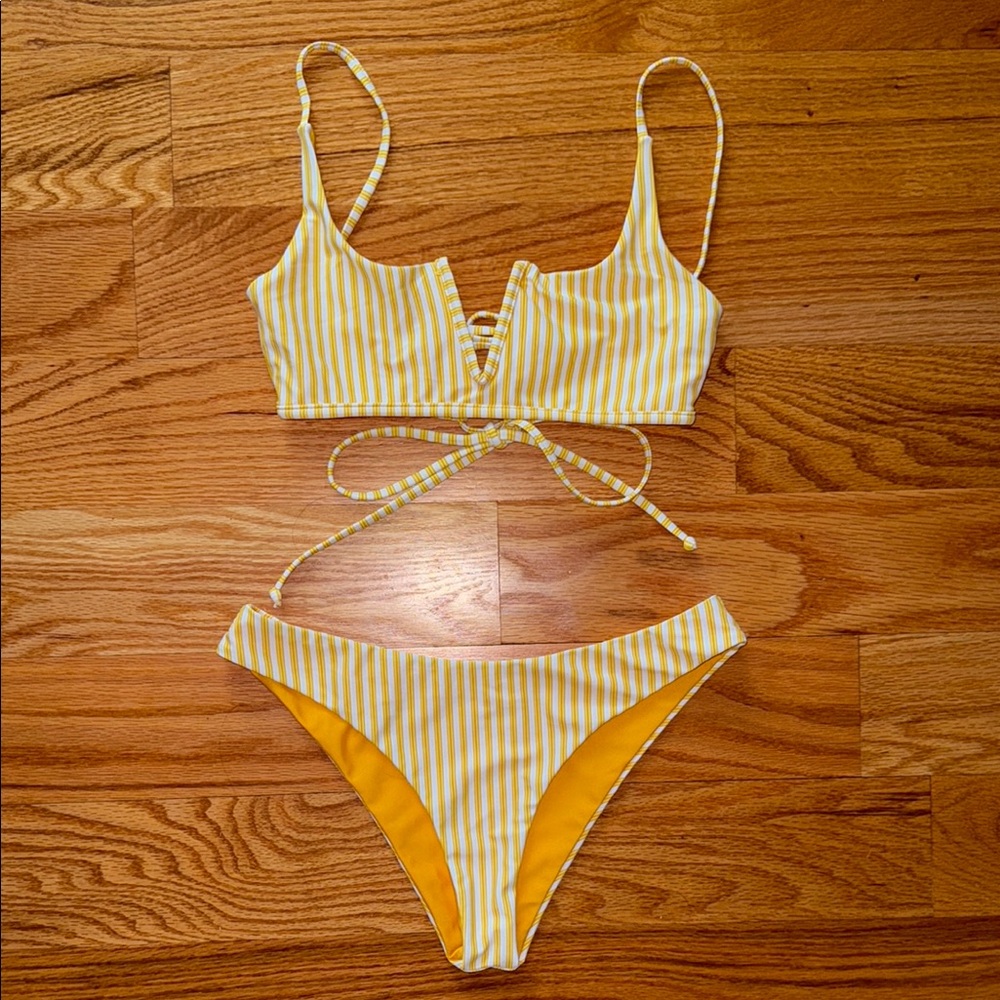 Zaful Yellow Striped Bikini